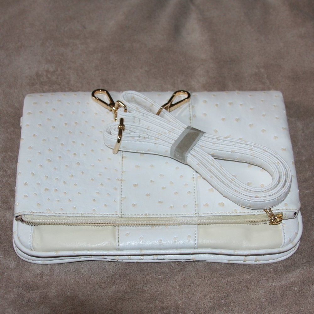 NWOT Cri de Couer Ivory Off White Crossbody Bag